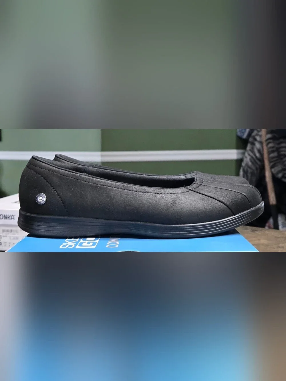 Skechers Black Women's Quilted Slip-On Ballet Flats #1296 - Picture 4 of 8
